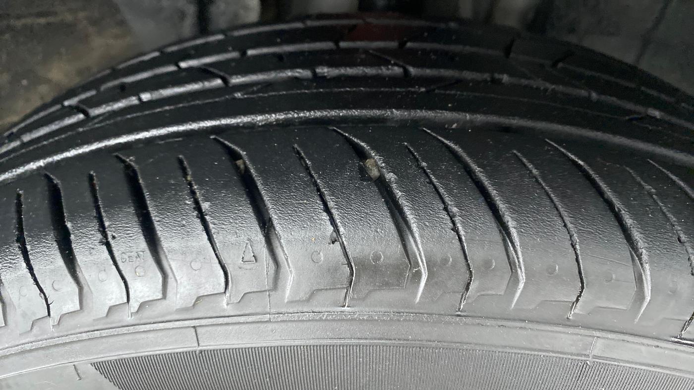 2021 Nissan MAGNITE XL Turbo CVT, Petrol, Automatic, 6,842 km, Right Front Tyre Tread