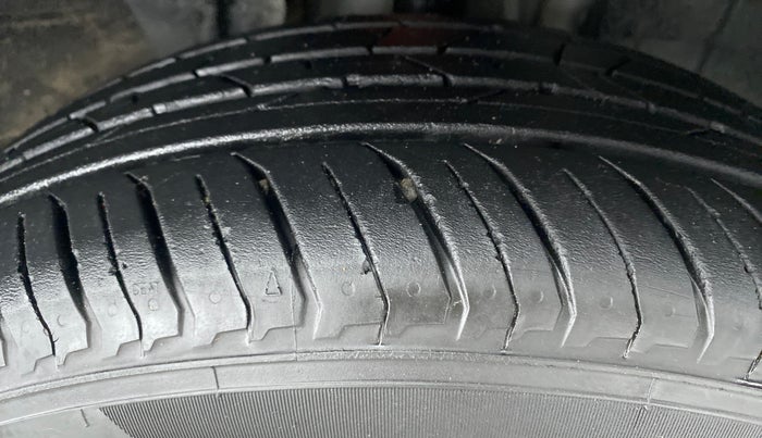 2021 Nissan MAGNITE XL Turbo CVT, Petrol, Automatic, 6,842 km, Right Front Tyre Tread