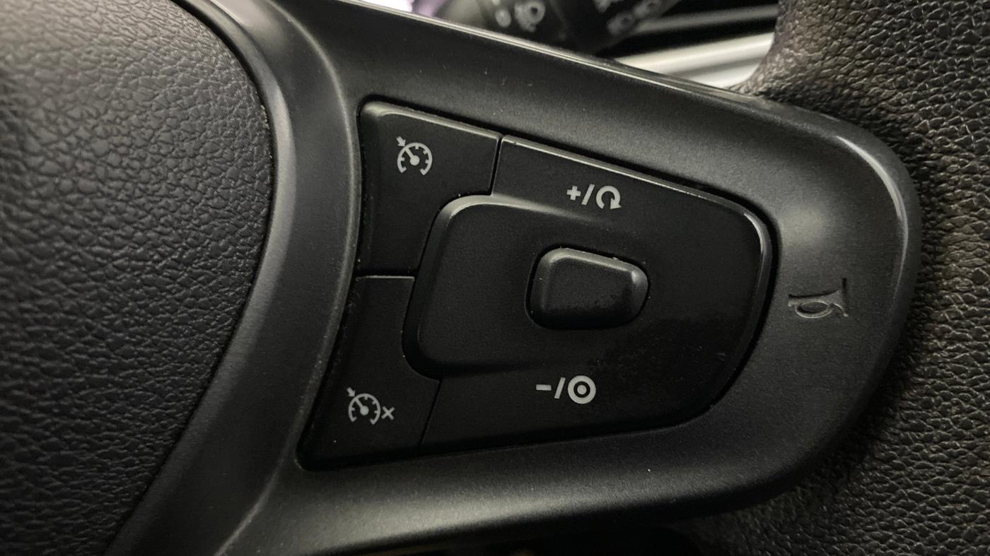 2022 Tata ALTROZ XT PETROL, Petrol, Manual, 33,028 km, Adaptive Cruise Control