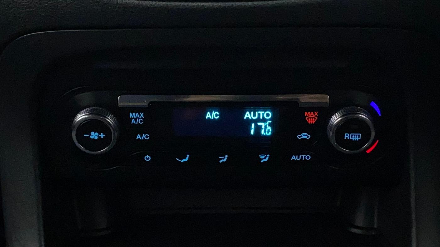 2020 Ford FREESTYLE TITANIUM PLUS 1.2 PETROL, Petrol, Manual, 40,657 km, Automatic Climate Control