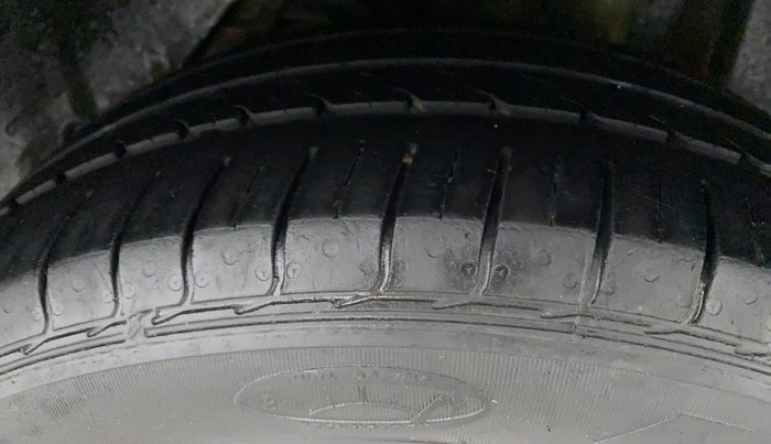 2020 Ford FREESTYLE TITANIUM PLUS 1.2 PETROL, Petrol, Manual, 40,657 km, Left Rear Tyre Tread