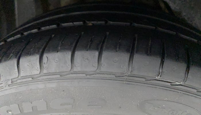 2020 Ford FREESTYLE TITANIUM PLUS 1.2 PETROL, Petrol, Manual, 40,657 km, Right Rear Tyre Tread