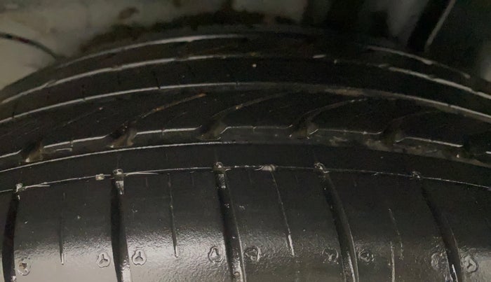 2023 KIA SONET HTE 1.2, Petrol, Manual, 6,337 km, Left Rear Tyre Tread