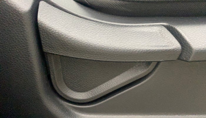 2023 KIA SONET HTE 1.2, Petrol, Manual, 6,337 km, Driver Side Adjustment Panel