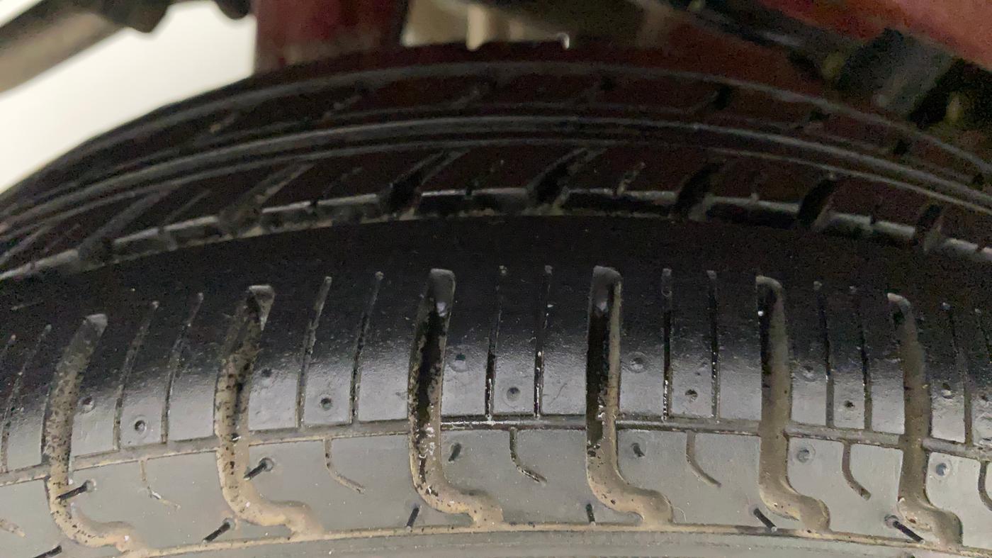 2014 Maruti Alto K10 VXI, Petrol, Manual, 48,625 km, Right Rear Tyre Tread