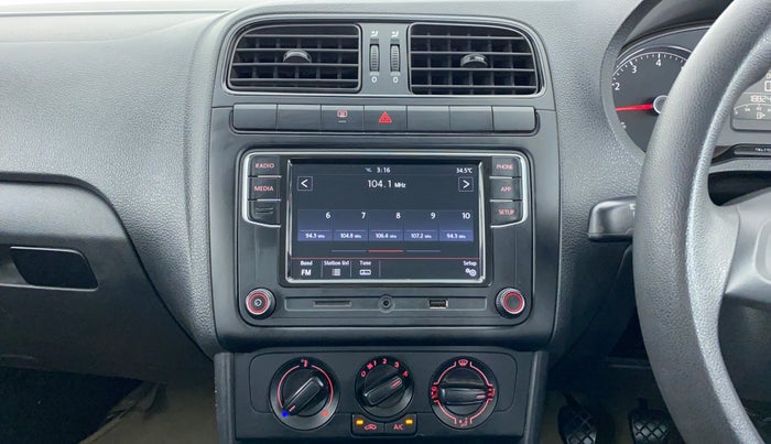2019 Volkswagen Polo COMFORTLINE 1.0 PETROL, Petrol, Manual, 19,075 km, Air Conditioner