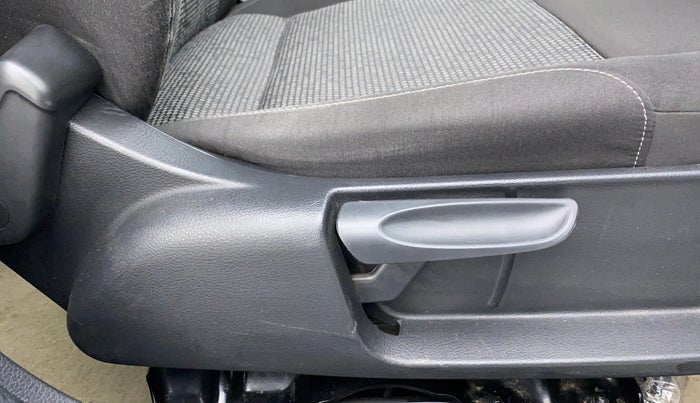 2019 Volkswagen Polo COMFORTLINE 1.0 PETROL, Petrol, Manual, 19,075 km, Driver Side Adjustment Panel