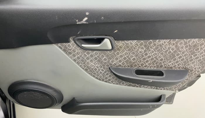 2017 Maruti Alto 800 VXI, CNG, Manual, 53,875 km, Driver Side Door Panels Control