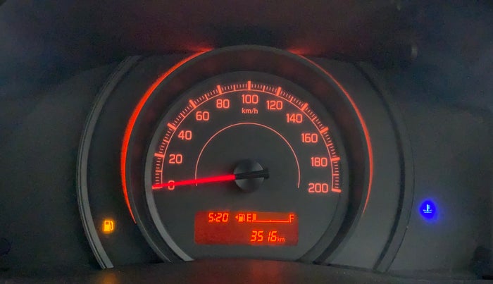2018 Maruti Swift LXI D, Petrol, Manual, 3,516 km, Odometer Image