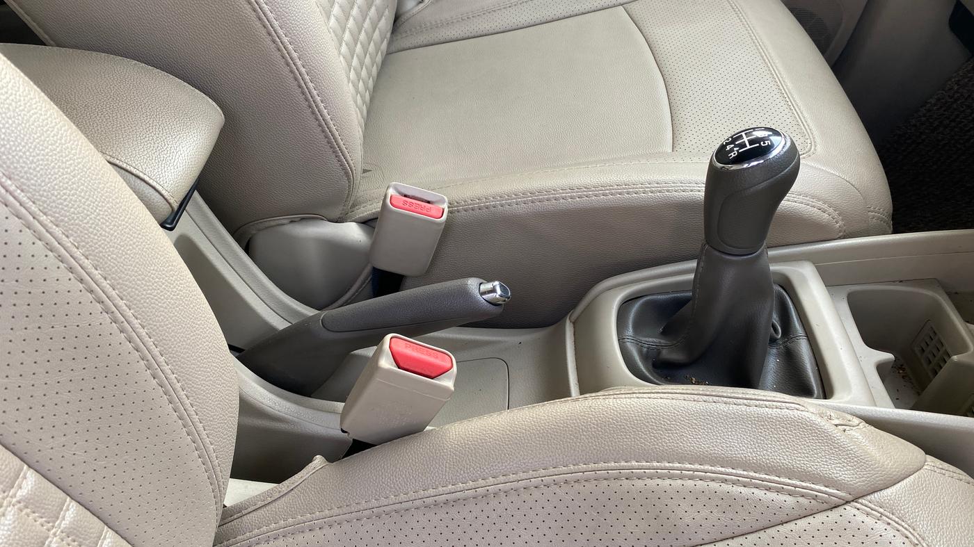 2021 Maruti Ertiga ZXI SHVS, Petrol, Manual, 16,283 km, Gear Lever
