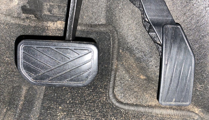 2019 Maruti S PRESSO VXI PLUS AMT, Petrol, Automatic, 1,24,700 km, Pedals