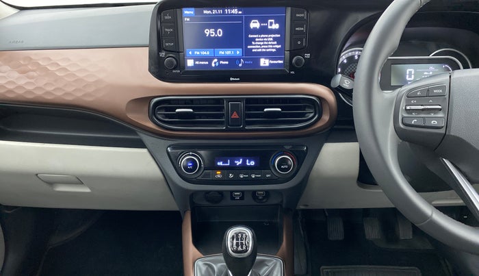 2020 Hyundai AURA SX (O) MT, Petrol, Manual, 17,385 km, Air Conditioner