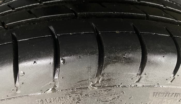 2018 Maruti Dzire VDI AMT, Diesel, Automatic, 98,896 km, Right Rear Tyre Tread