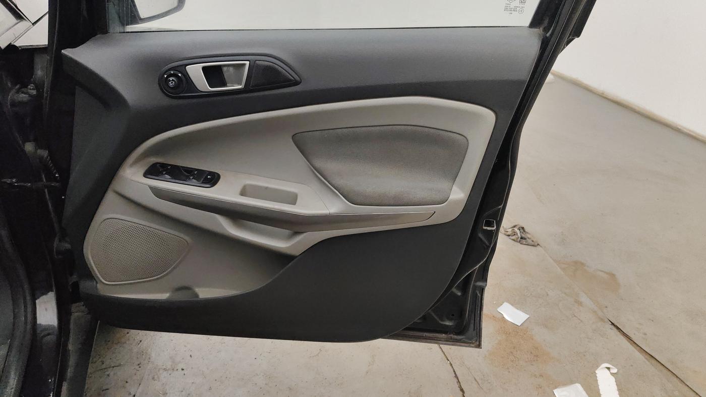 2013 Ford Ecosport TITANIUM 1.5L DIESEL, Diesel, Manual, 1,37,785 km, Driver Side Door Panels Control