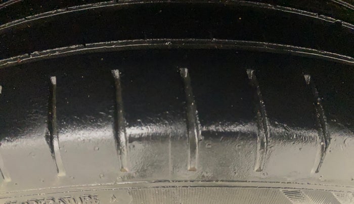 2021 Toyota Glanza V CVT, Petrol, Automatic, 59,067 km, Left Rear Tyre Tread