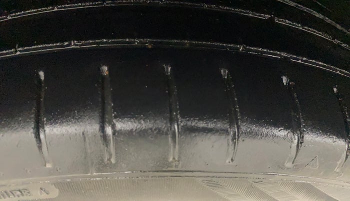 2021 Toyota Glanza V CVT, Petrol, Automatic, 59,067 km, Right Rear Tyre Tread