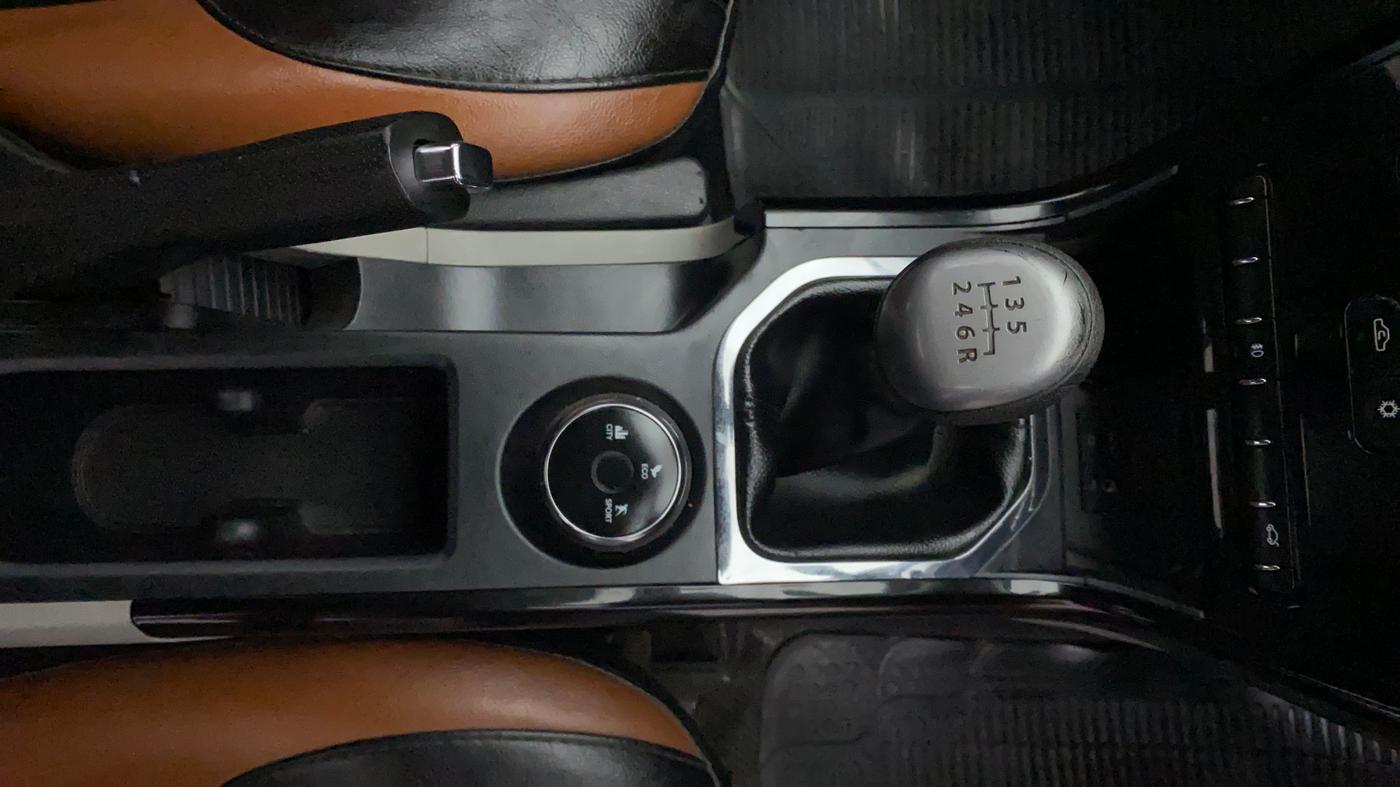 2019 Tata NEXON XT PLUS PETROL, Petrol, Manual, 1,09,366 km, Gear Lever