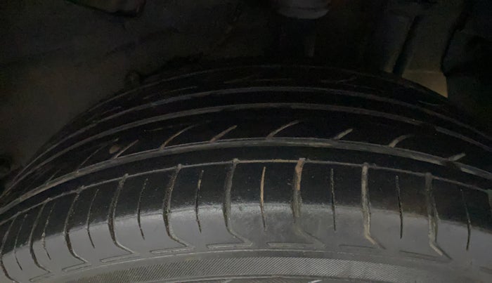 2019 Tata NEXON XT PLUS PETROL, Petrol, Manual, 1,09,365 km, Left Rear Tyre Tread