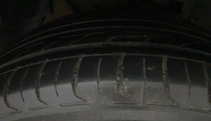 2019 Tata NEXON XT PLUS PETROL, Petrol, Manual, 1,09,365 km, Right Front Tyre Tread