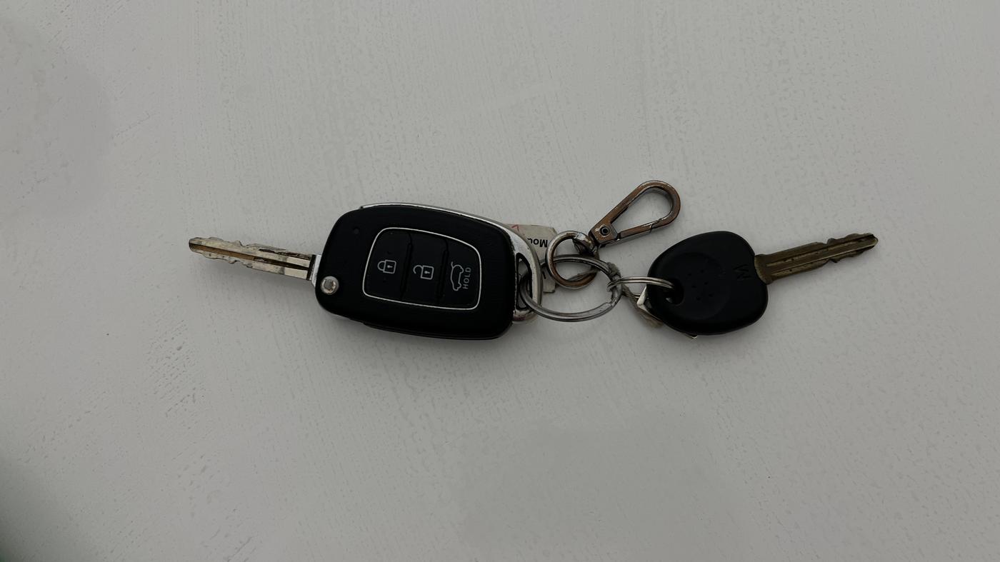 2015 Hyundai Elite i20 MAGNA 1.2, Petrol, Manual, 68,077 km, Key Close Up