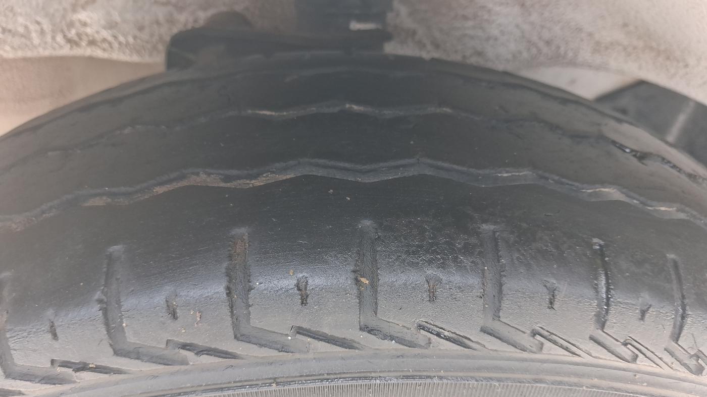 2024 Maruti Eeco 5 Str Ac CNG (O) , CNG, Manual, 66,103 km, Left Front Tyre Tread