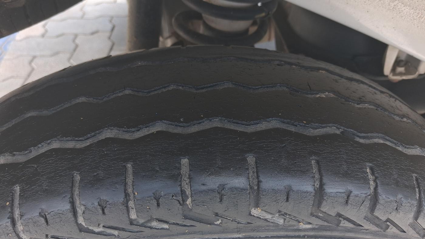 2024 Maruti Eeco 5 Str Ac CNG (O) , CNG, Manual, 66,103 km, Right Rear Tyre Tread