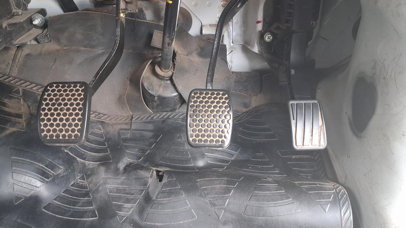 2024 Maruti Eeco 5 Str Ac CNG (O) , CNG, Manual, 66,103 km, Pedals