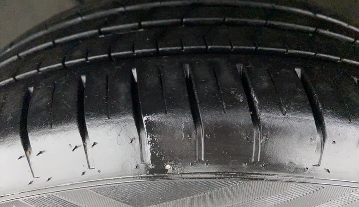 2017 Hyundai i20 Active 1.2 SX, Petrol, Manual, 11,036 km, Right Front Tyre Tread
