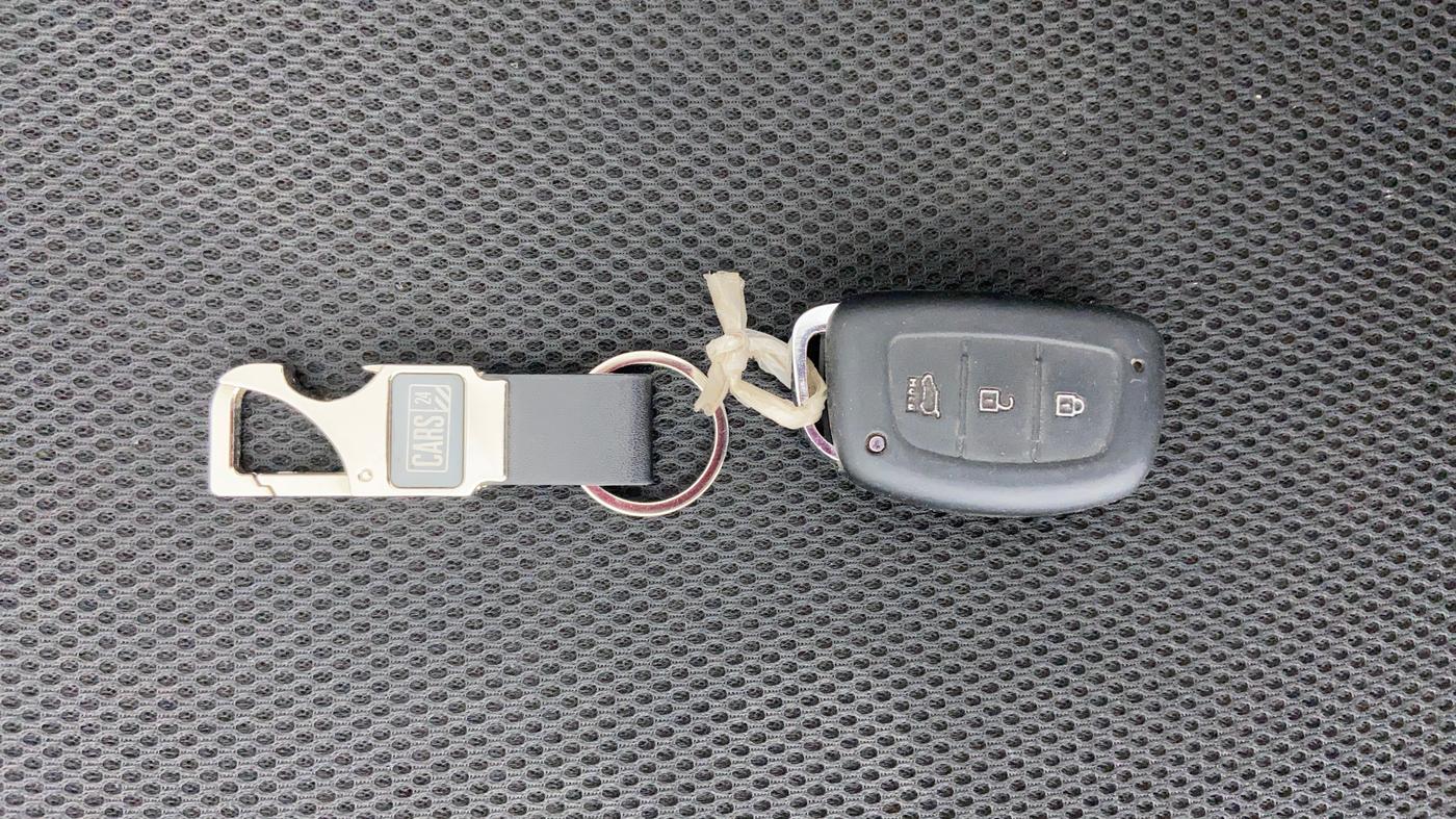 2017 Hyundai i20 Active 1.2 SX, Petrol, Manual, 11,036 km, Key Close up