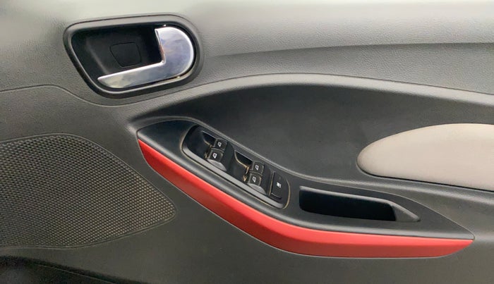 2021 Ford FREESTYLE FLAIR EDITION 1.5 DIESEL, Diesel, Manual, 89,056 km, Driver Side Door Panels Control