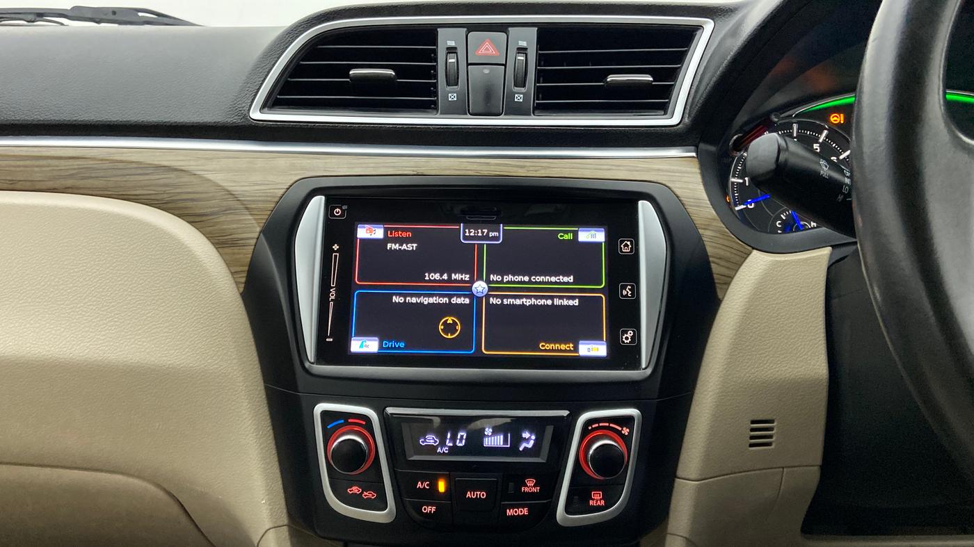 2019 Maruti Ciaz ALPHA  AT 1.5 SHVS PETROL, Petrol, Automatic, 57,734 km, Air Conditioner