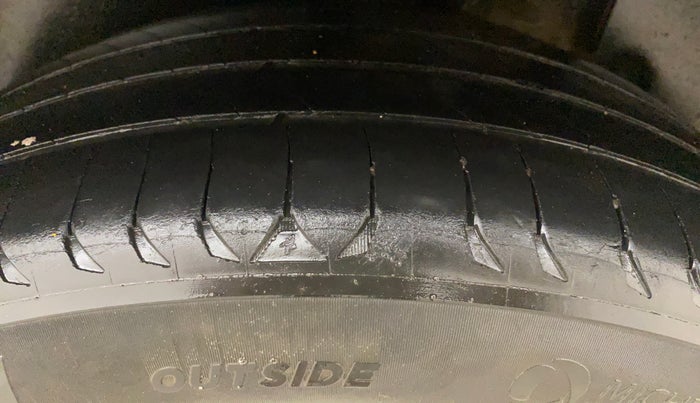 2020 KIA SELTOS GTX PLUS AT 1.5 DIESEL, Diesel, Automatic, 1,16,719 km, Left Rear Tyre Tread