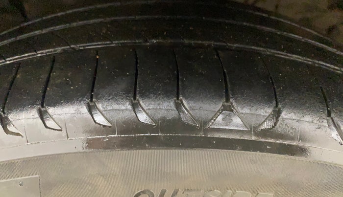 2020 KIA SELTOS GTX PLUS AT 1.5 DIESEL, Diesel, Automatic, 1,16,719 km, Left Front Tyre Tread