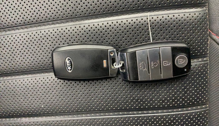 2020 KIA SELTOS GTX PLUS AT 1.5 DIESEL, Diesel, Automatic, 1,16,719 km, Key Close Up