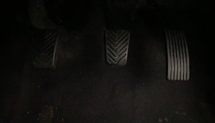 2015 Hyundai Eon D-LITE+, Petrol, Manual, 42,232 km, Pedals