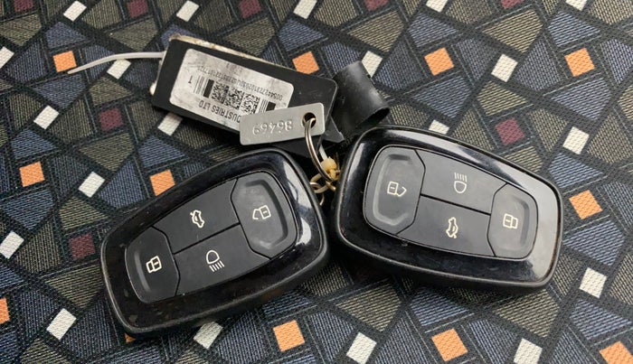 2022 Tata PUNCH ACCOMPLISHED MT, Petrol, Manual, 86,781 km, Key Close Up