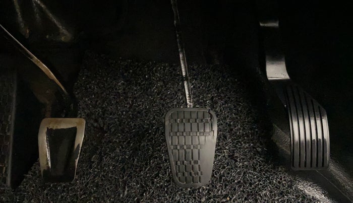 2022 Tata PUNCH ACCOMPLISHED MT, Petrol, Manual, 86,781 km, Pedals