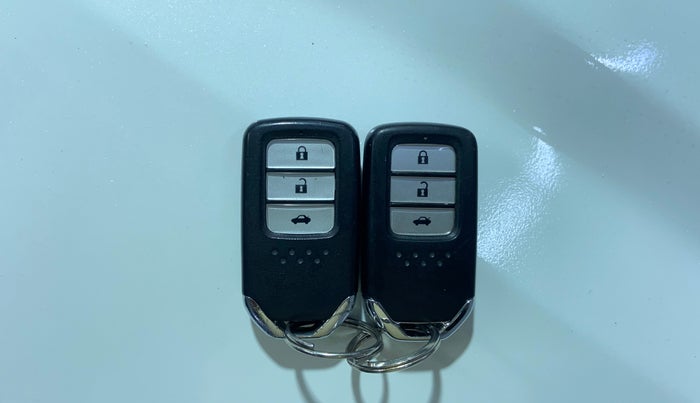 2016 Honda City 1.5L I-VTEC VX CVT, Petrol, Automatic, 84,491 km, Key Close Up