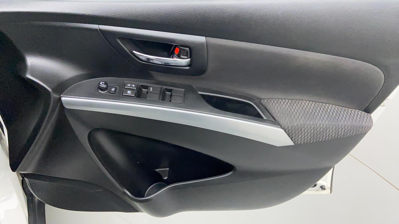 2020 Maruti S Cross ZETA AT 1.5 SHVS, Petrol, Automatic, 12,172 km, Driver Side Door Panels Control