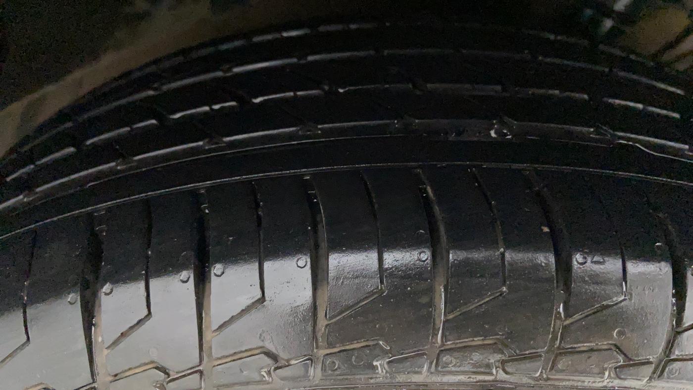 2020 Maruti S Cross ZETA AT 1.5 SHVS, Petrol, Automatic, 12,172 km, Left Front Tyre Tread