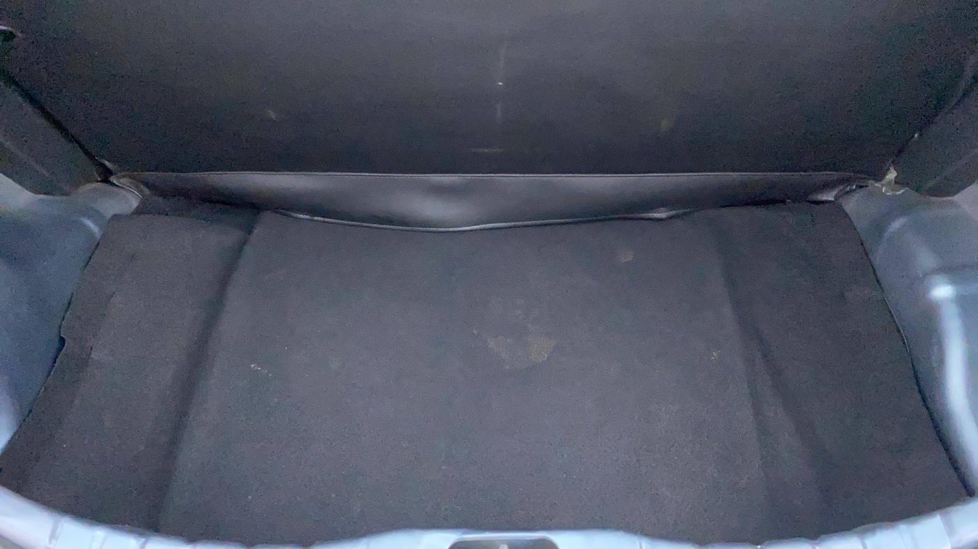 2017 Hyundai Eon ERA PLUS, Petrol, Manual, 46,413 km, Boot Inside