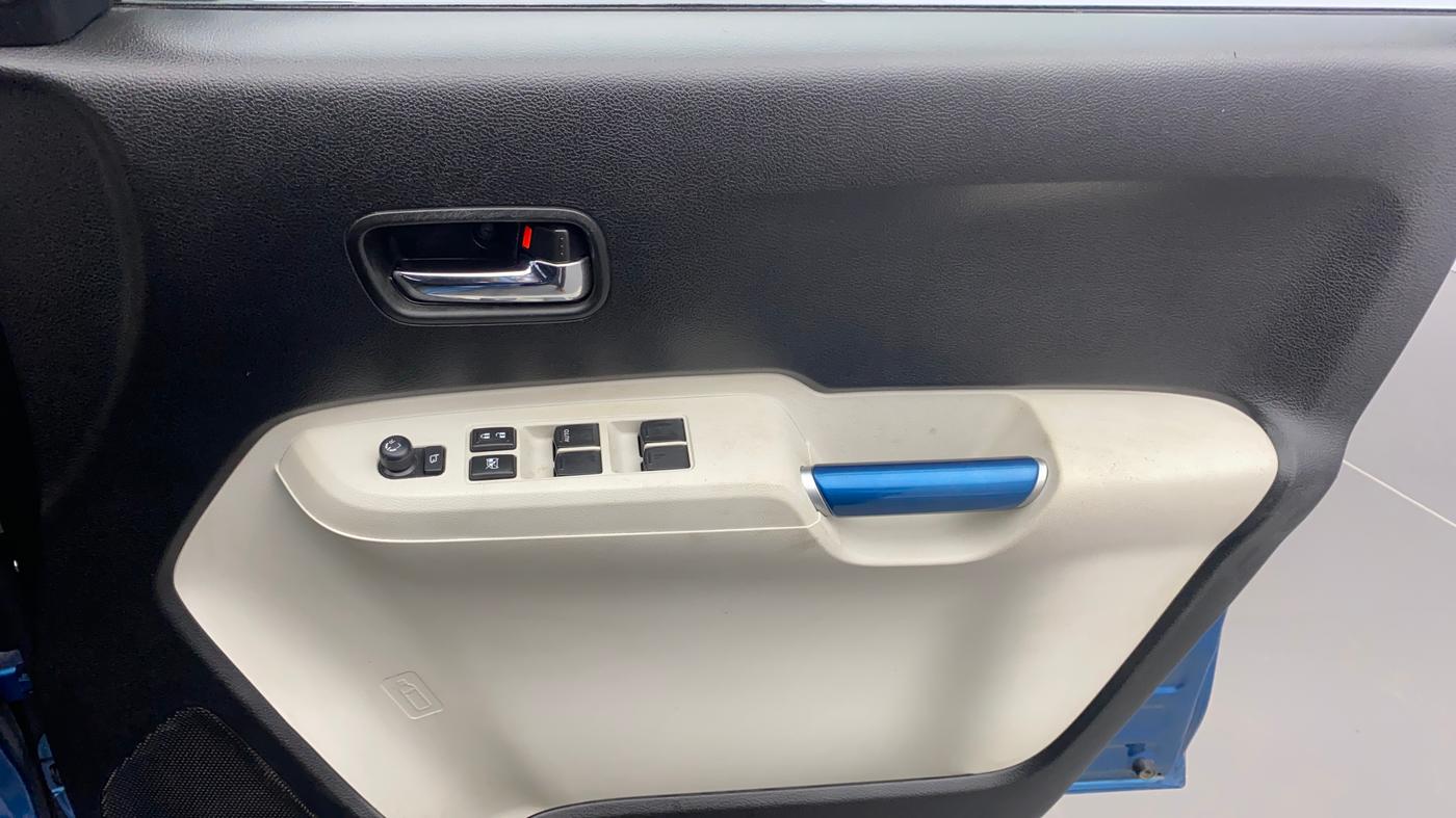 2018 Maruti IGNIS ALPHA 1.2 AMT, Petrol, Automatic, 43,456 km, Driver Side Door Panels Control