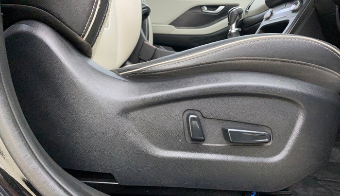 2022 Hyundai Creta SX (O) 1.5 DIESEL, Diesel, Manual, 67,927 km, Driver Side Adjustment Panel