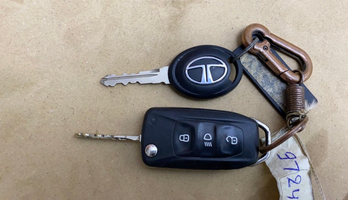 2019 Tata Tiago XZ PETROL, Petrol, Manual, 46,104 km, Key Close Up