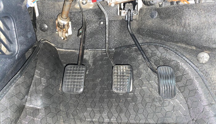 2019 Tata Tiago XZ PETROL, Petrol, Manual, 46,104 km, Pedals