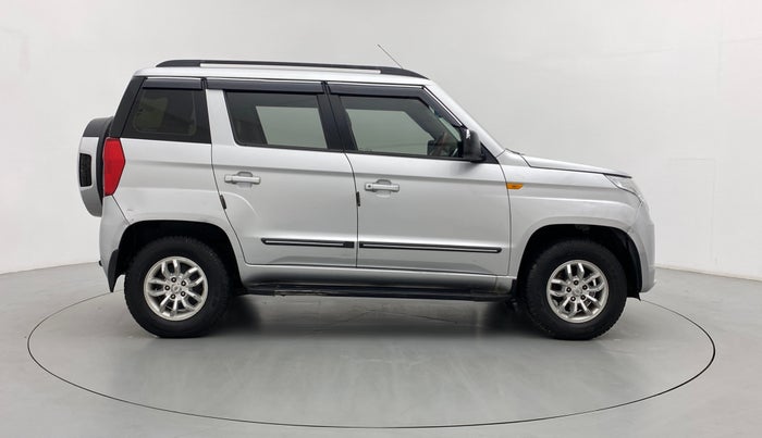 2017 Mahindra TUV300 T8, Diesel, Manual, 77,555 km, Right Side View