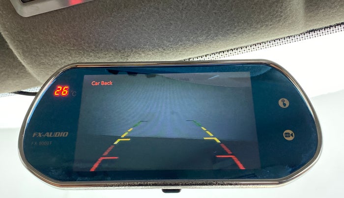 2017 Mahindra TUV300 T8, Diesel, Manual, 77,555 km, Parking Camera