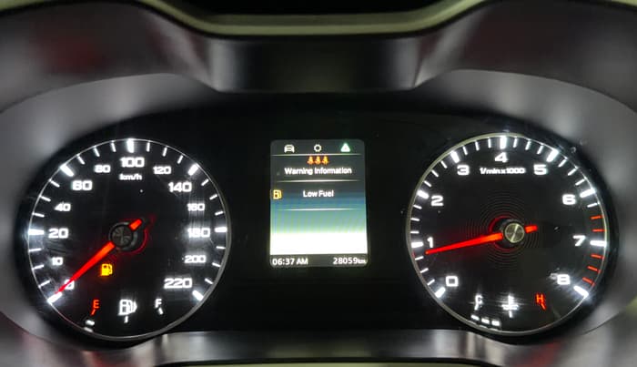 2023 MG ASTOR STYLE 1.5 MT, Petrol, Manual, 28,044 km, Odometer Image