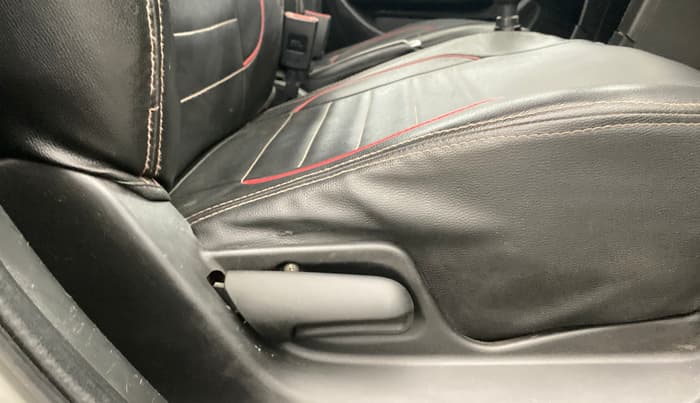 2013 Maruti Swift VXI, Petrol, Manual, 69,716 km, Driver Side Adjustment Panel