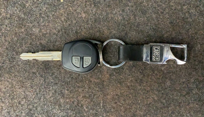 2016 Maruti Alto K10 VXI (O), Petrol, Manual, 1,26,243 km, Key Close Up
